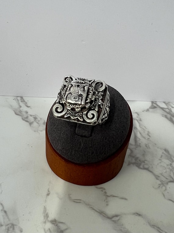 Vintage .925 Silver Statement Ring - image 1