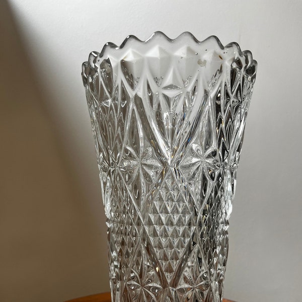 Grand vase en verre vintage, avec des détails