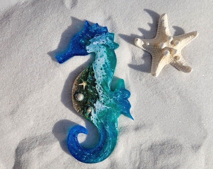 Seahorse Wall Art/ Resin Beach Art/ Ocean Wall Art/ Seahorse Wall Décor