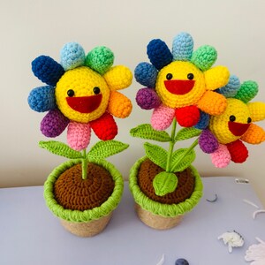 かぎ針編みのレインボーひまわり鉢植え装飾品工芸品手工芸品ホームデコレーションオフィス植物バレンタインデーギフト新築祝いの装飾