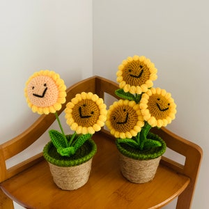 Hand crochet cute sunflower smiley face pink lily of the valley potted ornaments artifact handicraft home decor Amigurumi gifts for her