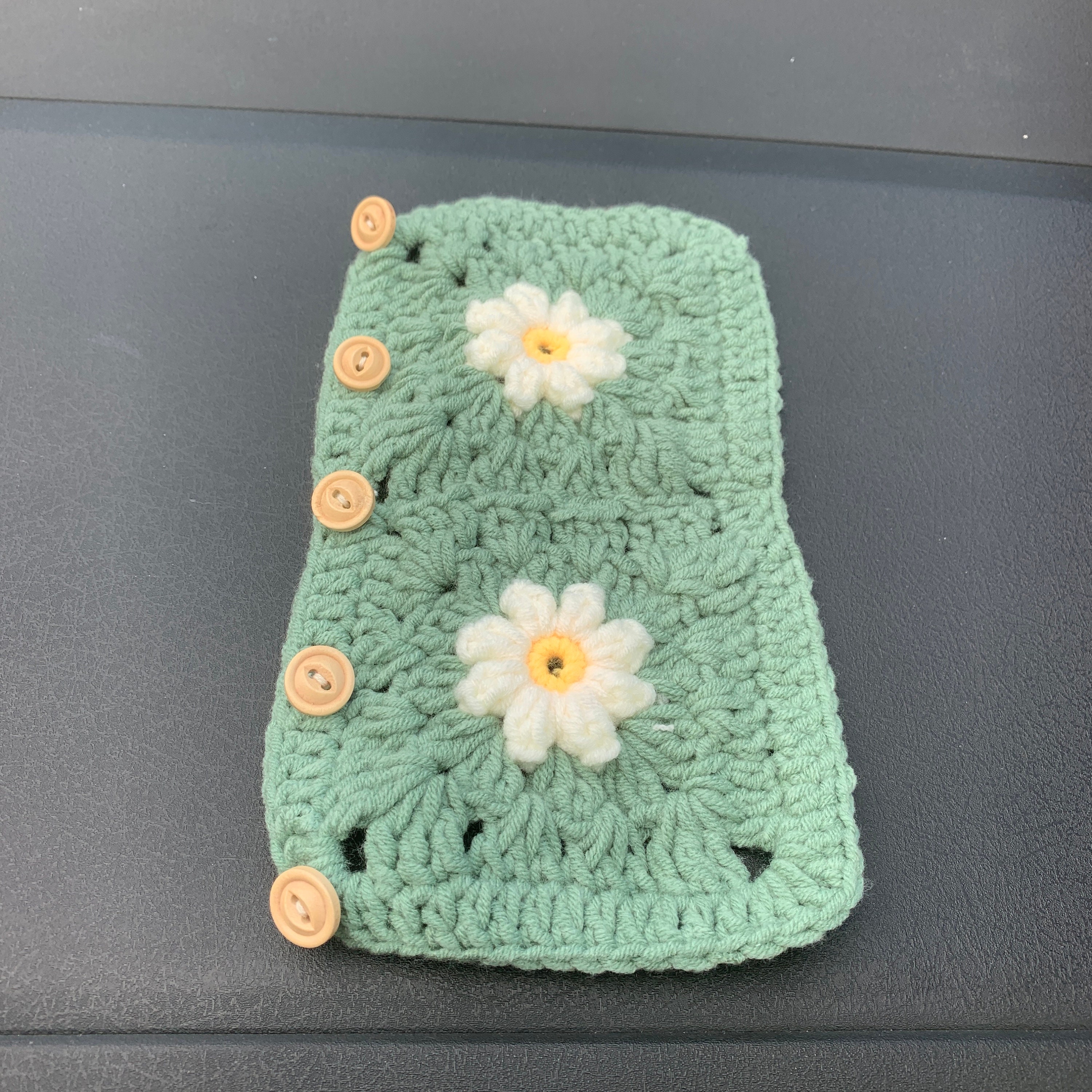 Handgemachte gehäkelte Lenkradhülle für Frauen, süße Daisy Blumen Sicherheitsgurthülle, Auto Interieur Accessoires Dekoration