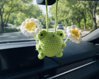 Crochet Frog Car Hanging Ornament with Daisy Flowers, Handmade Rearview Mirror Charm, Cute Car Decor Gift