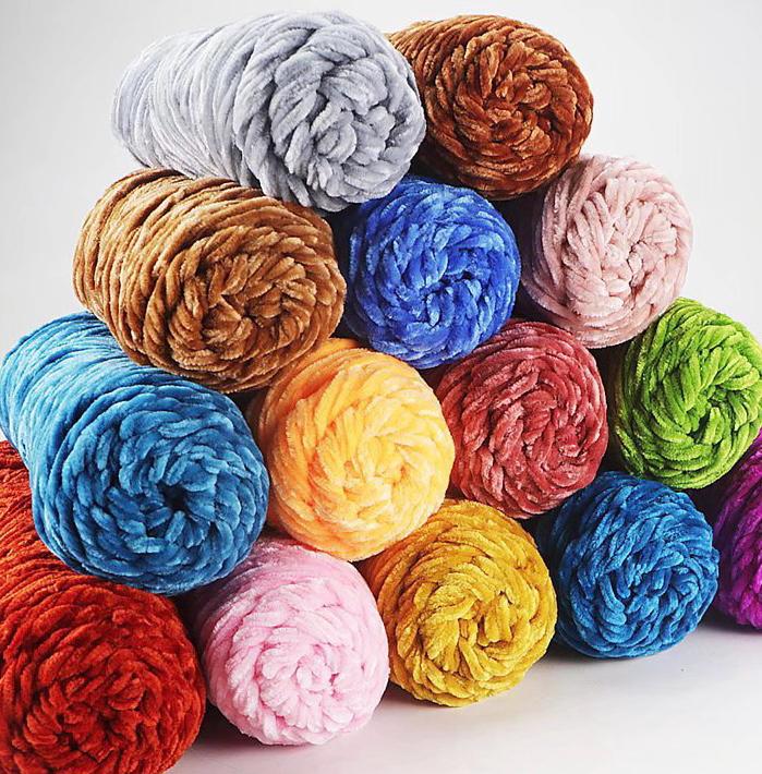 35 colors High quality 100g Chenille Chunky Yarn Ideal for Amigurumi, Crochet, and Knitting with Soft, Fluffy Textures