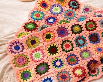 Handmade Daisy Granny Square Crochet Sofa Runner, Crochet Patchwork Cushion Pad, 130 x 45 cm Table or Sofa Cover, Floral Home Decor