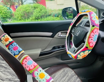 Handgefertigter gehäkelter Lenkradbezug für Frauen, niedlicher Gänseblümchen-Blume-Sicherheitsgurtbezug, Auto-Innenaccessoires-Dekorationen