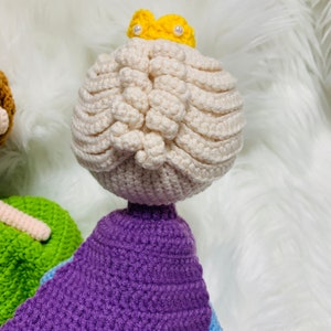10 inches Crochet Elsa Anna Princess Doll, Handmade Disney Inspired ice Princess Amigurumi Doll Gift image 5