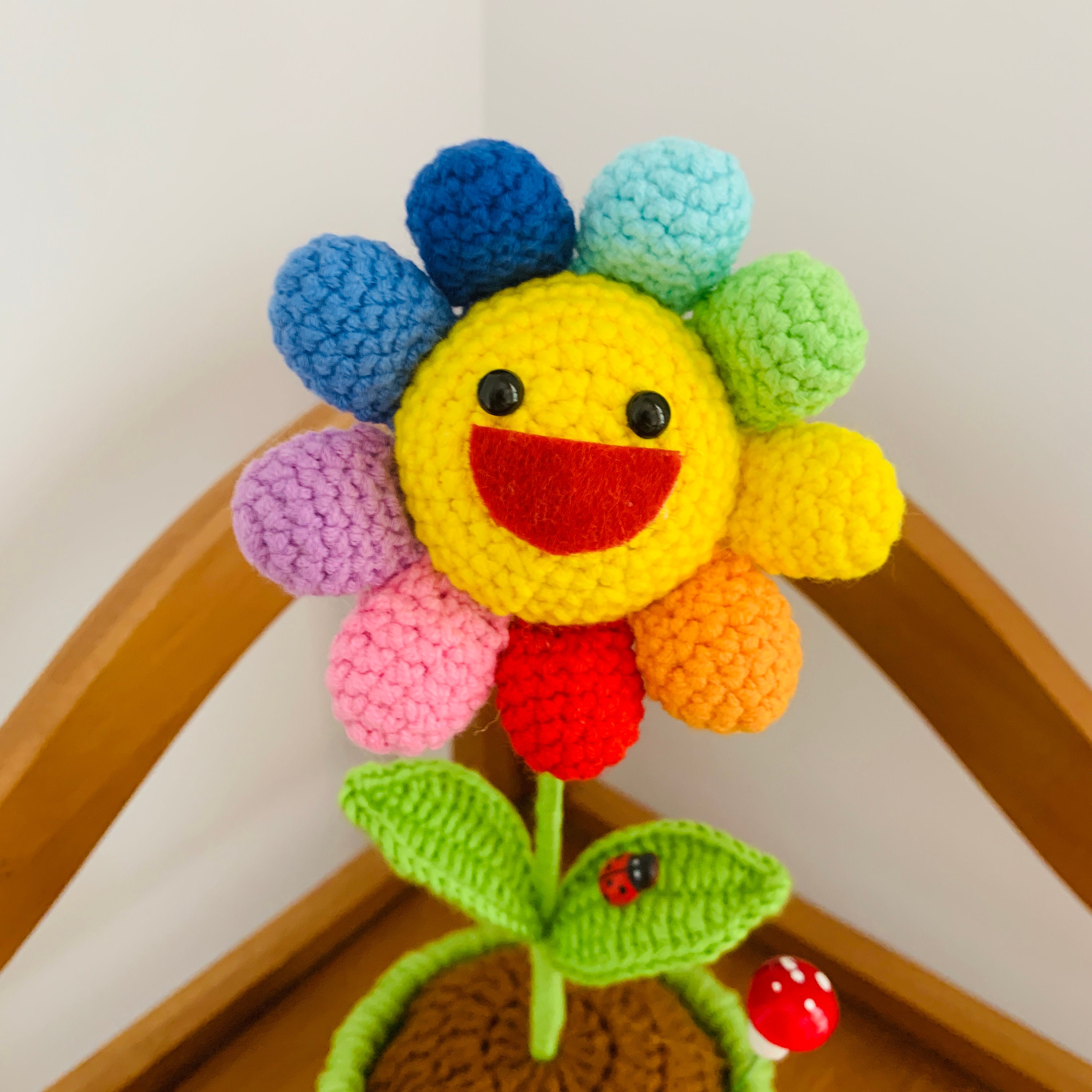 Hand crochet rainbow smiley sunflower potted ornaments artifact handicraft home decor Valentines's day Gift for her
