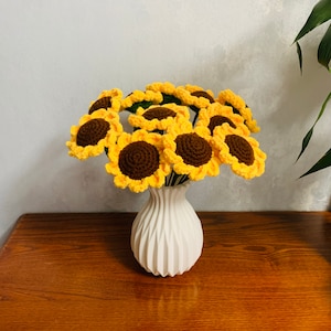 手作りかぎ針編みのひまわり、ガールフレンド/母親/恋人/友人への花束、工芸品、新築祝いの花のギフト
