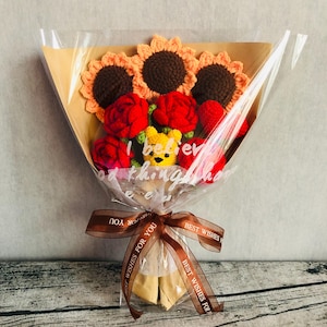 Häkelblumen, Pooh Bär Sonnenblume Rose Ornamente, niedlich Ein paar Blumen Jubiläum Bouquet Geschenk für ihre Blumen Ornamente