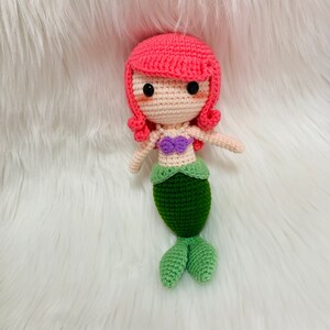 Muñeca princesa de ganchillo, princesa Ariel, La Sirenita, muñeca Amigurumi, princesa hecha a mano muñecas lindas declaración juguete de regalo para niños imagen 3