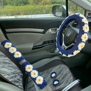 Funda para volante para mujer, funda para cinturón de seguridad con bonita flor de Margarita hecha a mano de ganchillo, decoraciones de accesorios para coche