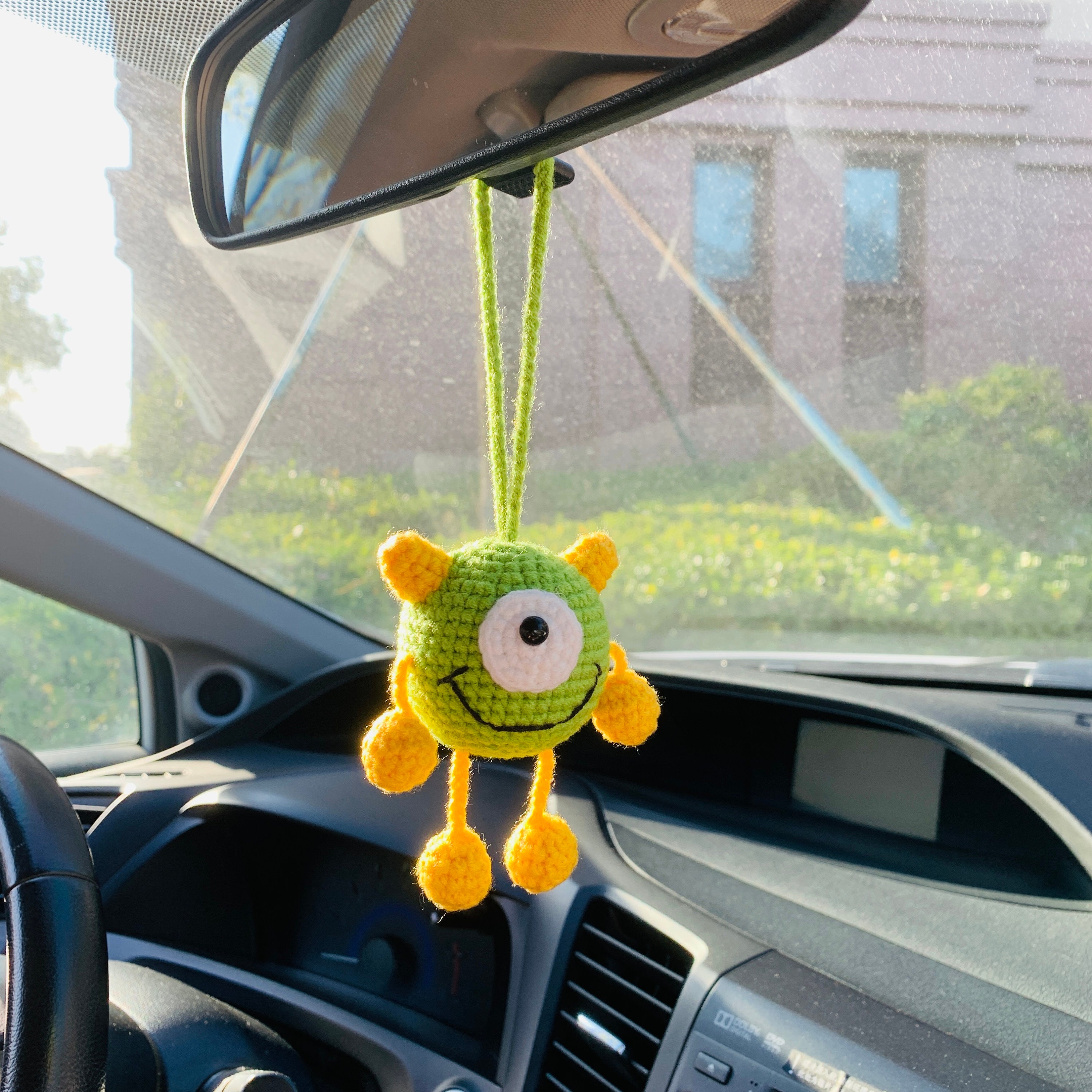 Niedliches kleines Monster Auto spiegel hängend Innenspiegel Blume  AutoZubehör Gehäkeltes Auto Geschenk - .de