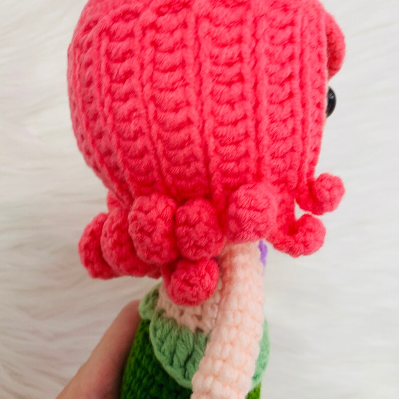 Muñeca princesa de ganchillo, princesa Ariel, La Sirenita, muñeca Amigurumi, princesa hecha a mano muñecas lindas declaración juguete de regalo para niños imagen 6