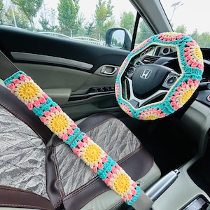Cubierta del volante para las mujeres, cubierta del cinturón de seguridad de la flor linda del ganchillo, decoraciones de accesorios del coche