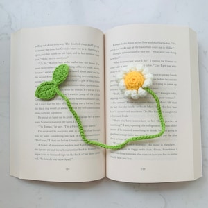 Flower bookmarks crochet Sunflower Daisy Pineapple Bookmark handmade Gift for readers kids adult unique birthday gift