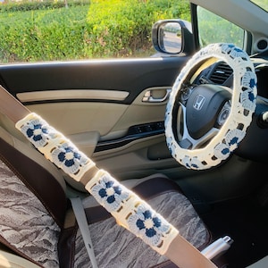 Funda de volante de crochet hecha a mano para mujer, bonita funda de cinturón de seguridad con forma de mariposa y orquídea, accesorios decorativos para el interior del posavasos del coche