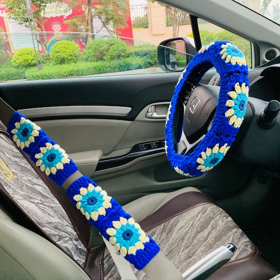 Lenkrad Abdeckung für Frauen, Handmade häkeln niedlichen Gänseblümchen  Blume Sicherheitsgurt Abdeckung, kawaii Auto Innenzubehör Dekorationen -  .de