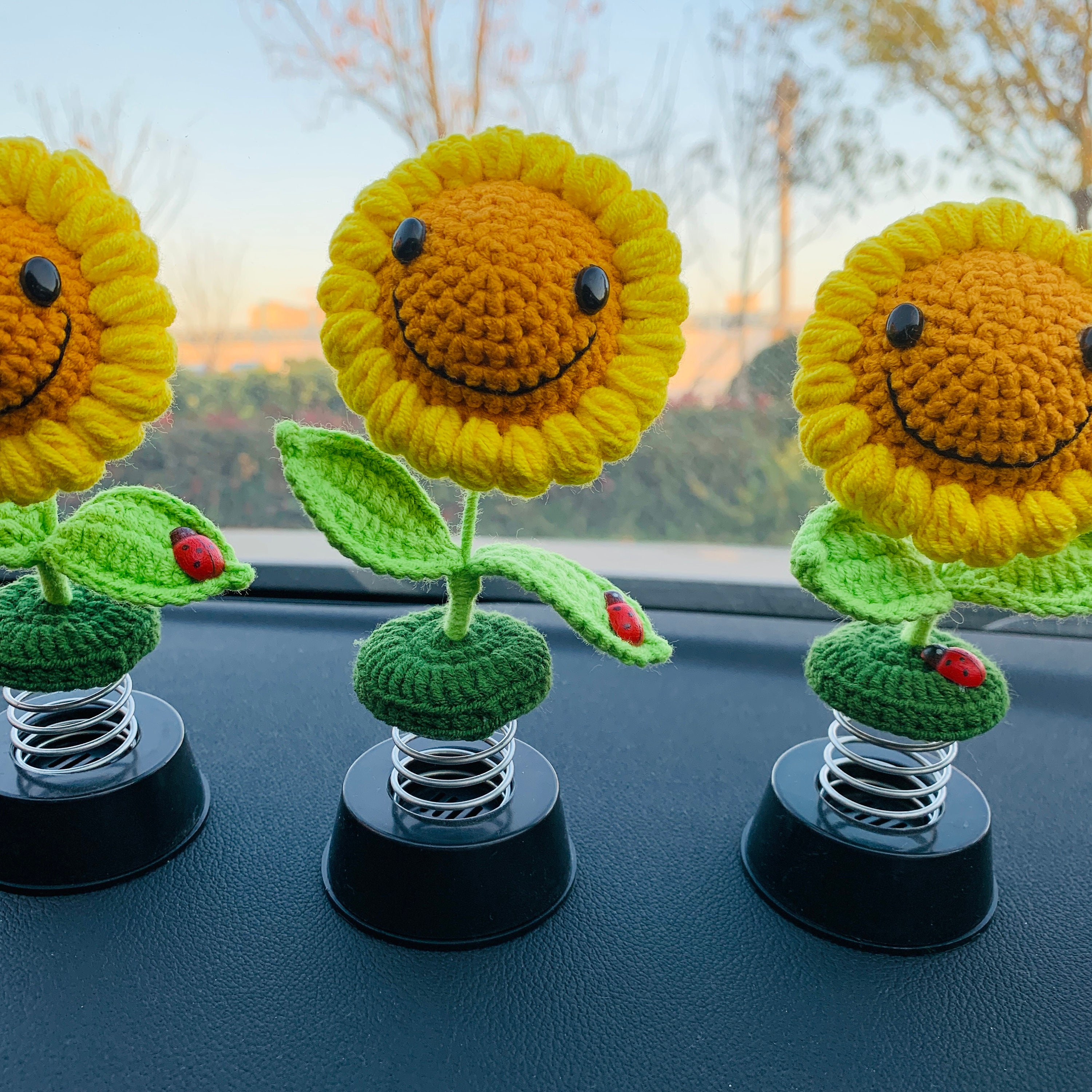 Häkeln Autozubehör Sonnenblume Smiley Kopfschütteln Blumenkäfer Dekor  Dashboard Dekorationen - .de