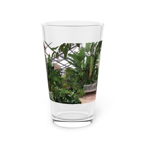 George Luthy Botanical Gardens Pint Glass, Peoria Park District ~ Peinture originale d’un artiste local