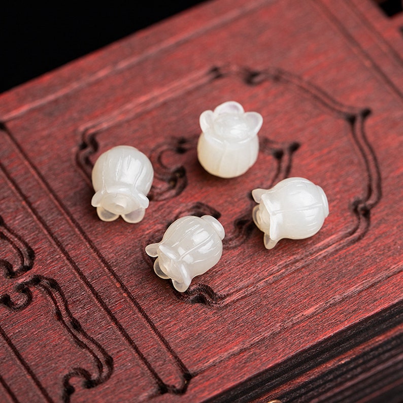 2 pcs Natural Green / White jade carving beads, flower jade beads hand made jade beads Lily of the Valley 108.5mm beading supplies white