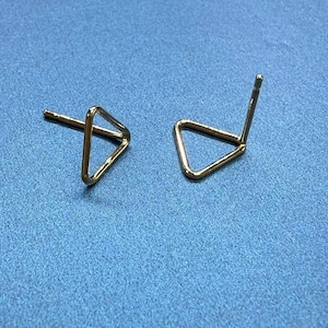 14K Gold Filled Triangle Earring Posts , Gold Filled Triangle Earring Post Ear Stud, Triangle Ear Stud, Triangle Post,Geometry Post Earrings