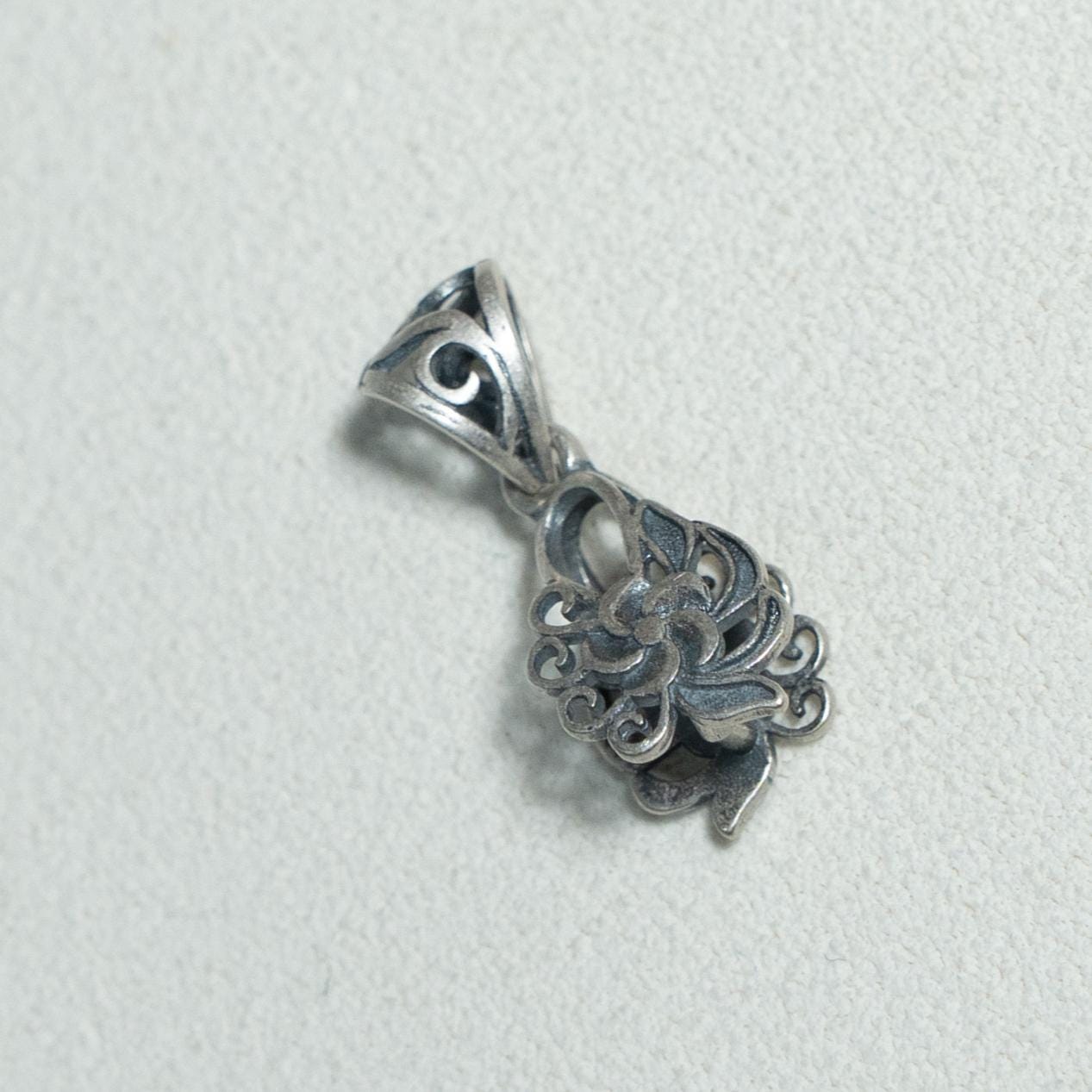 アクセサリー Shrine Bail necklace SILVER Sterling Silver Flower Pinch Bail, Jewelry Making, Necklace
