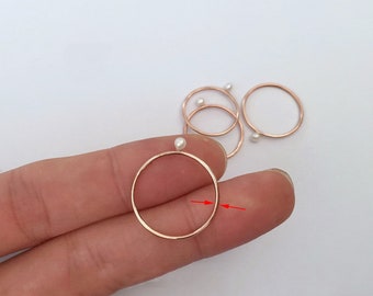 Anillo de apilamiento de perlas rellenas de oro rosa de 14K, anillo de mujer relleno de oro rosa, anillo apilable, anillo de apilamiento, anillo de nudillo, anillo de banda delgada