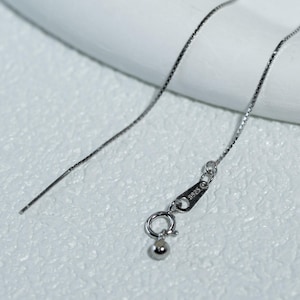 Conjunto de 2 peças em prata de lei S925 com corrente ajustável tipo caixa: colar, pulseira e tornozeleira.