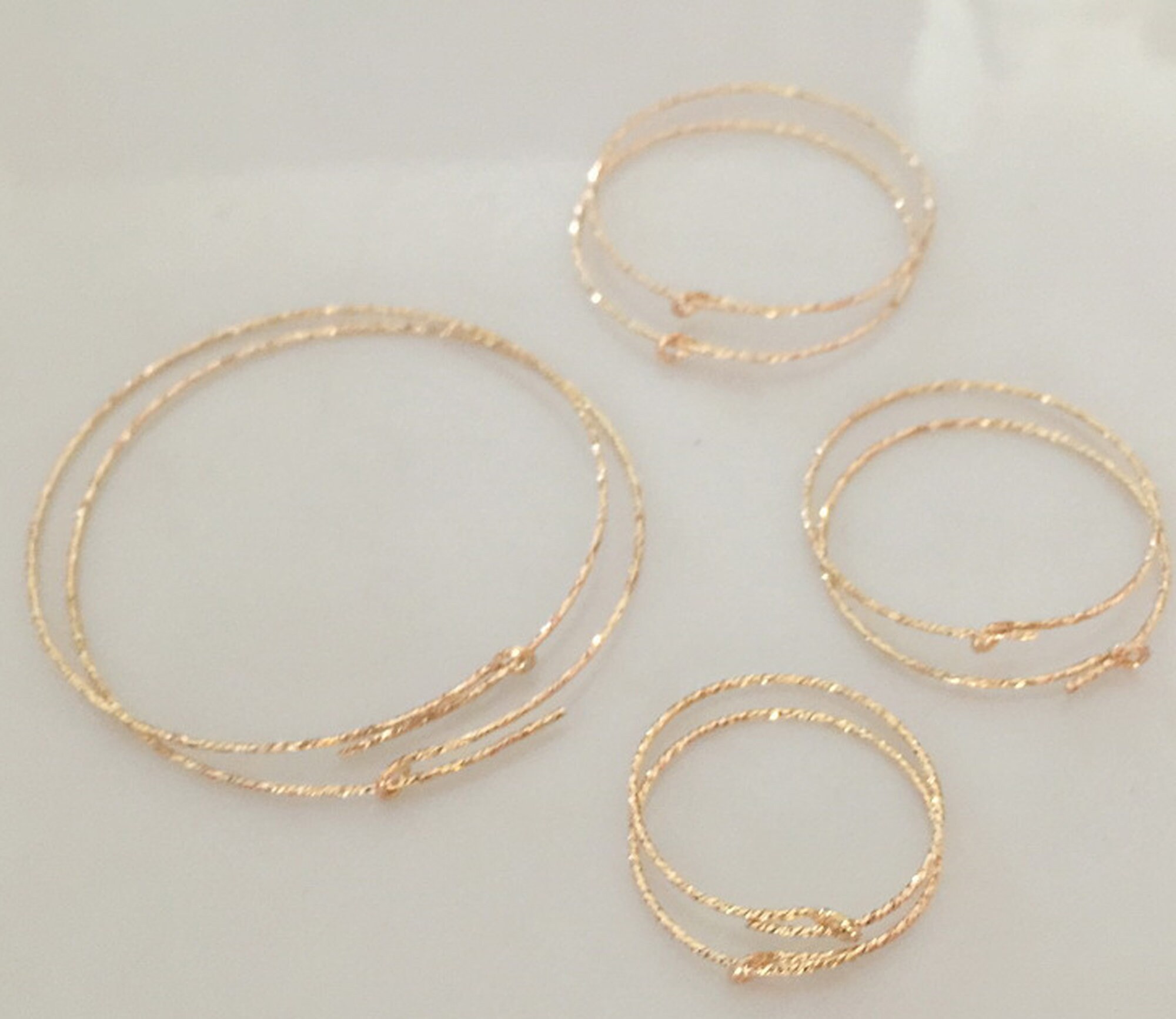 14K Gold Clear CZ Encrusted 10mm Toddler / Kids / Girls Earrings Hoop At In Season Jewelry - Foto 9