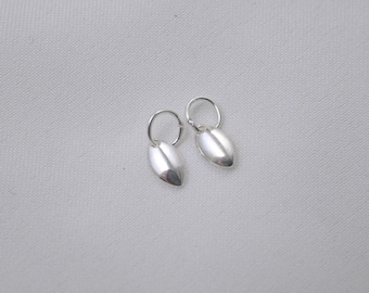 20 st ovala etikettberlocker i sterlingsilver, 5,5 mm