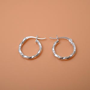 Sterling Silver Twist Hoop Earrings, Clip-On Earrings, 15mm 25mm