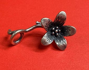 4 Sterlng Slver Egg Flower Charms Enameled, 925 Slver Sunflower Charm, Floral Charm, Small