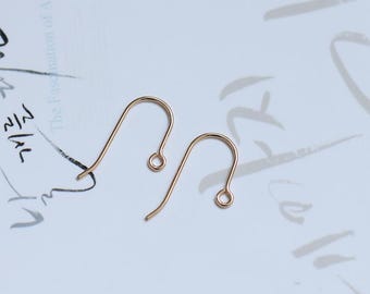 Ganci per orecchini in oro 14 carati, con anello aperto.
