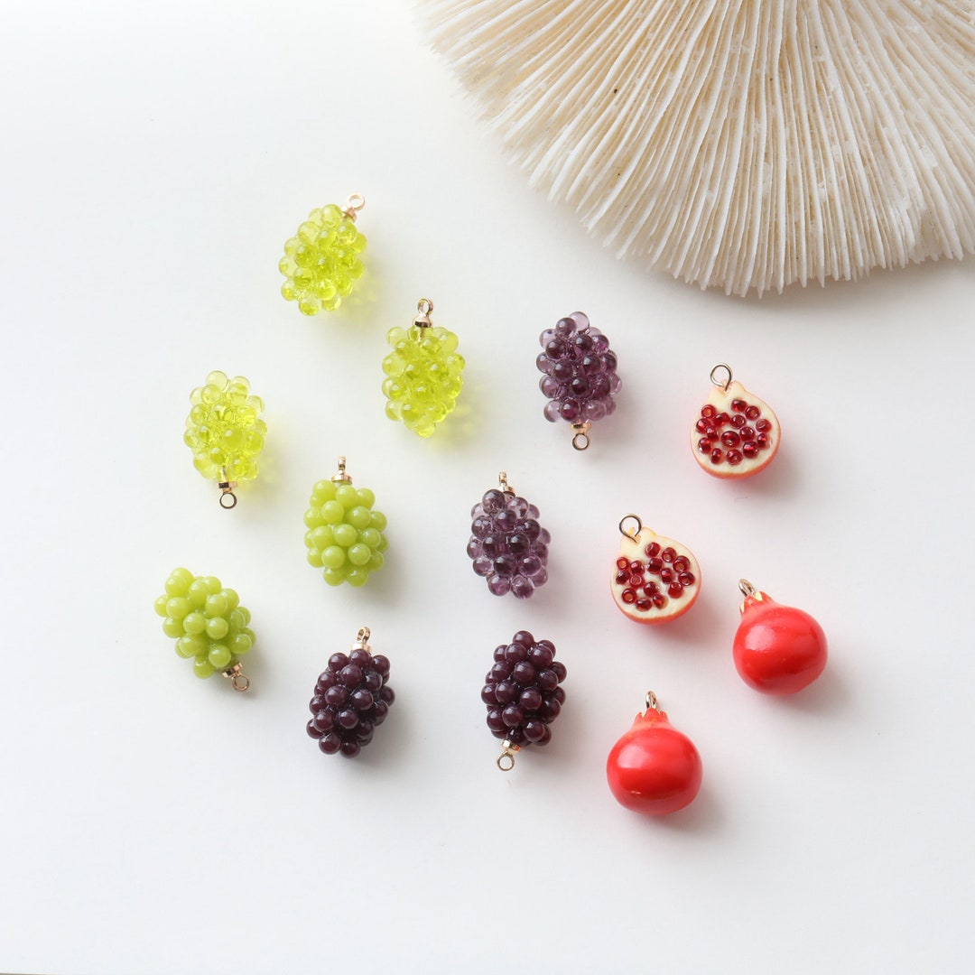 5pcs Cute Fruit Charms, Fruit Charms, Resin Banana Pineapple Kiwi Pitaya  Charms Pendant, DIY Jewelry Findings Craft 