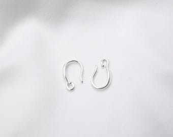Örhängeskrokar i sterlingsilver med kopp och pinne, halvborrade pärlor