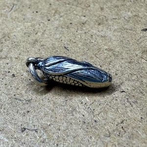 Sterling Silver Corn Charm Pendant, Vegetable Bracelet, Autumn Necklace, Cornfield Earring, Small Charm, Harvest Jewelry, Little Charm