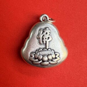 Ciondolo in argento sterling con il Buddha Maitreya, gioiello religioso immagine 6