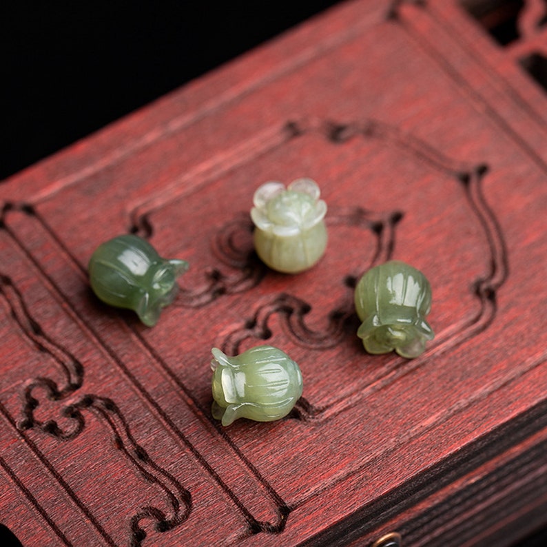 2 pcs Natural Green / White jade carving beads, flower jade beads hand made jade beads Lily of the Valley 108.5mm beading supplies green