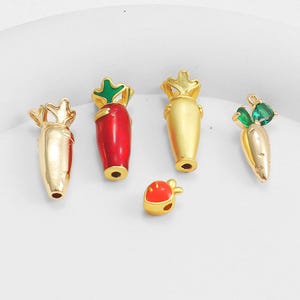 14K Gold Plated Brass CZ Carrot Charm Pendant, Vegetable Bracelet, Food Necklace, Plant Earring, Summer Charm, Vegan Jewelry, Harvest Charm