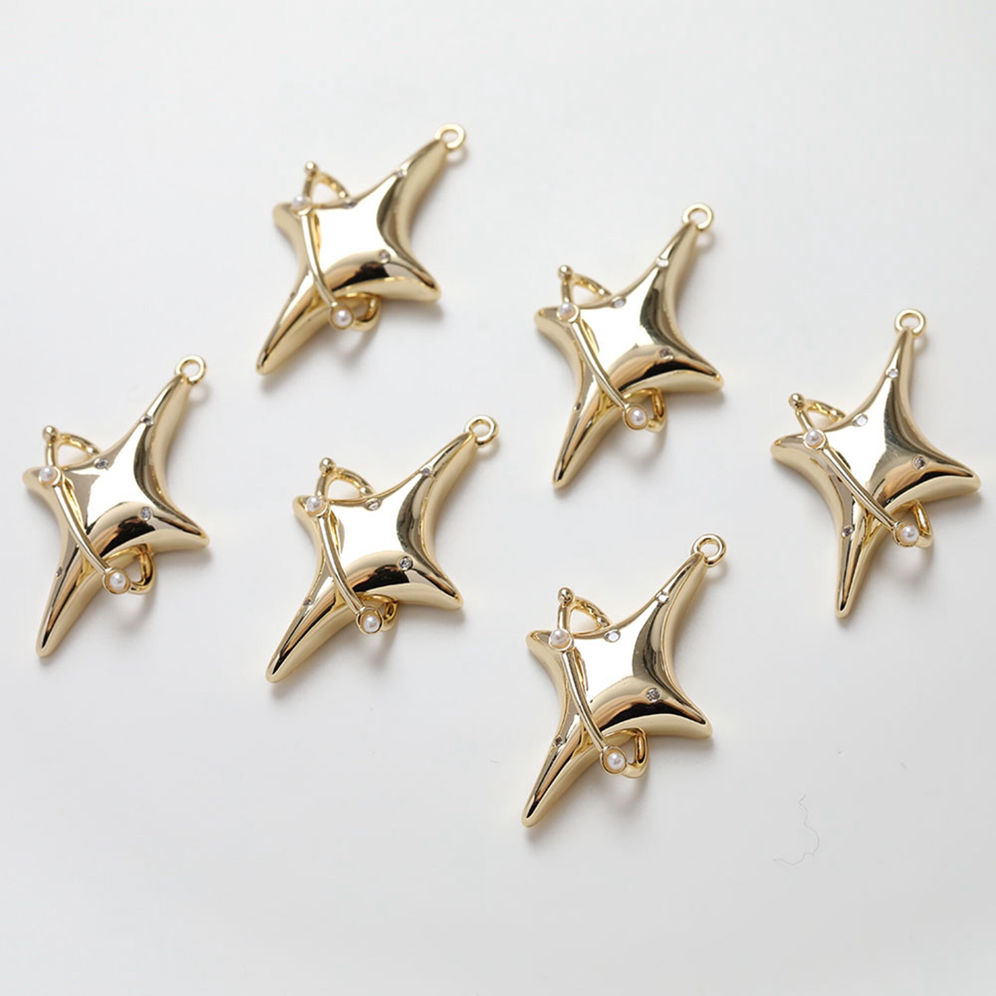 CHGCRAFT 20-Piece Gold Plated Star Charms - 7mm Brass Pendants For Jewelry Making