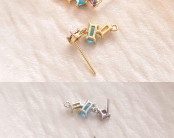 Postes de pendientes geométricos con circonitas cúbicas chapados en oro de 14 quilates y argolla.