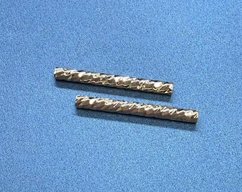 Cuenta tubular recta chapada en oro de 14 quilates para la fabricación de joyas.
