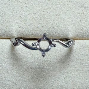Sterling Silver Round Ring Setting, Stackable 4x4mm Ring Band