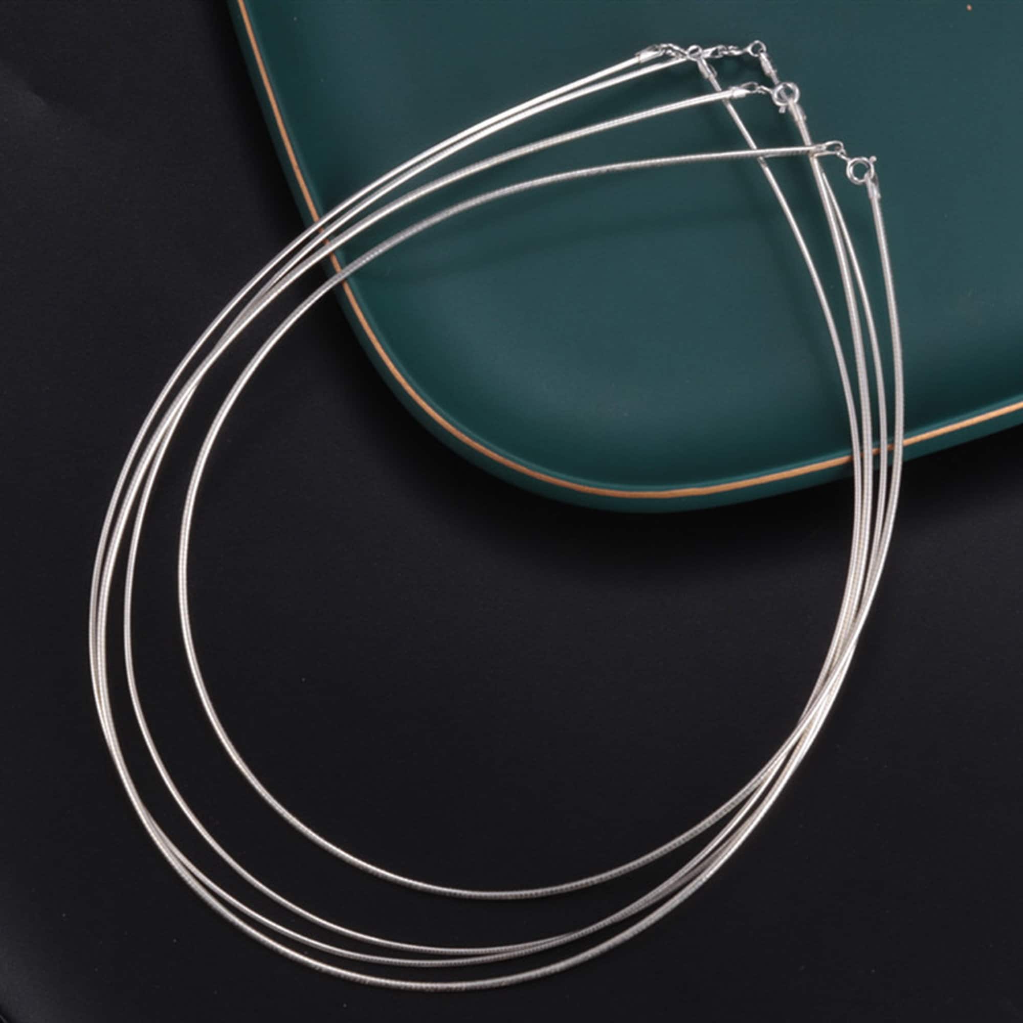 Two Metal Line Rigid Torque Choker Necklace —