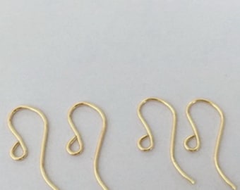 Ganci per orecchini in oro 14 carati, con anello aperto.