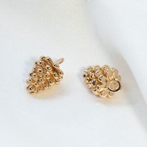 Vergoldeter Tannenzapfen Anhänger mit Öse (8 x 12 mm)