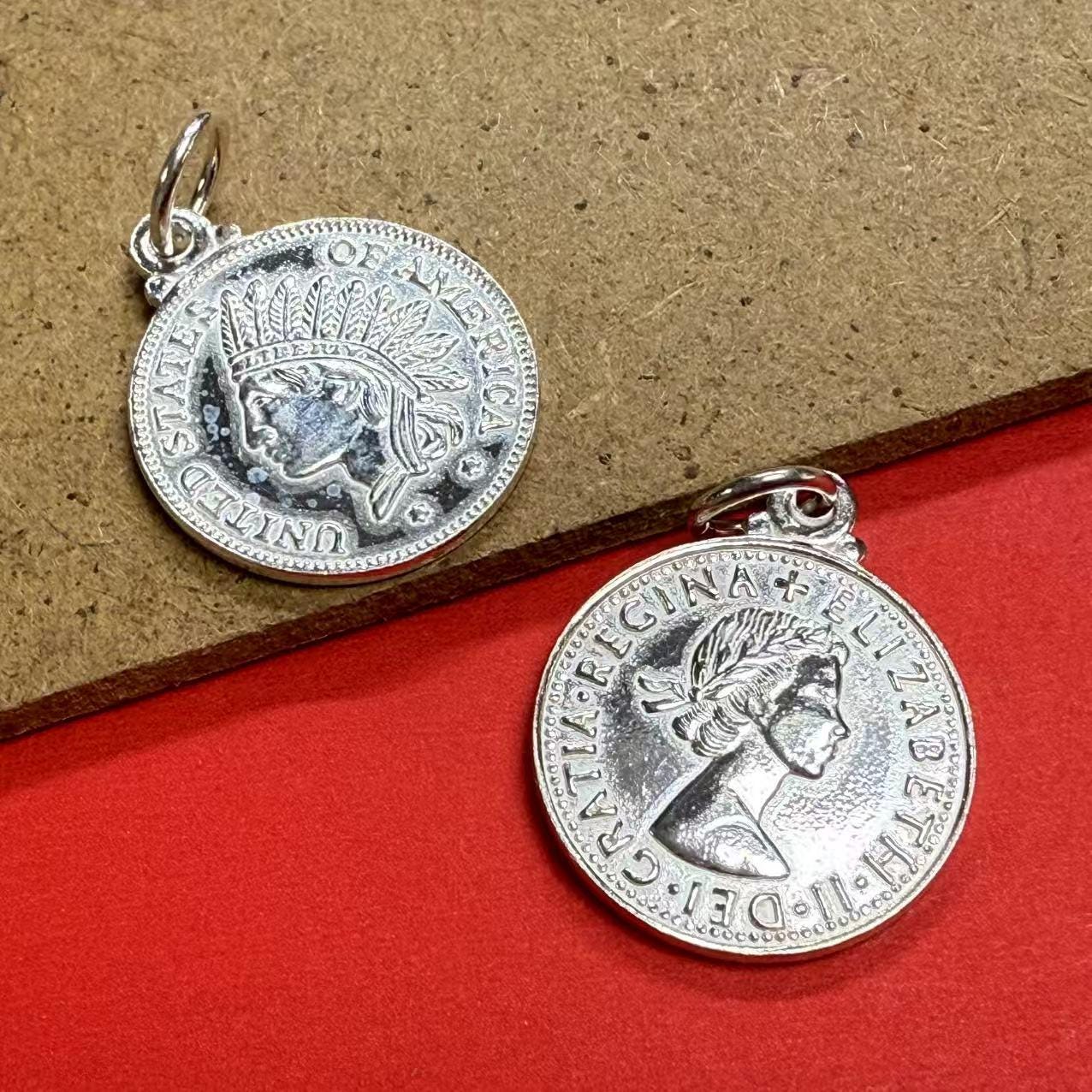 希少な1965年ウィンストン・チャーチル王冠コイン。非常に良好な状態。 レア 1965 英国