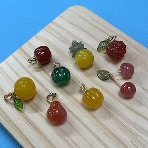 Echte natürliche Candy Achat Frucht Charme Anhänger, Edelstein Armband, Blumen Halskette, Ohrring Anhänger, Essen Schmuck, Erdnuss Charme, Pfeffer Charme