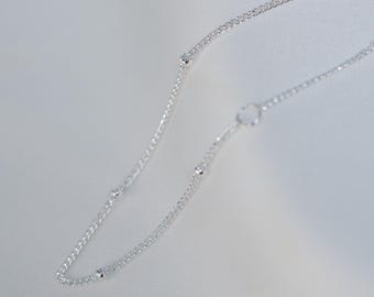 Collar de cadena tipo curb de plata de ley, cuenta minimalista, cierre ajustable, 45,7 cm (18 pulgadas)